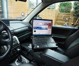 hoe het niet moet Laptop zichtbaar in de auto